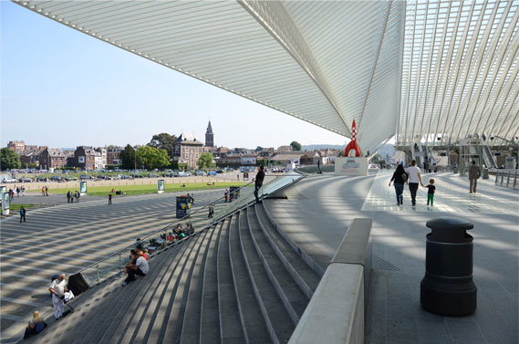 Liège-Guillemins train station, Liège, 2009. Santiago Calatrava, architect.