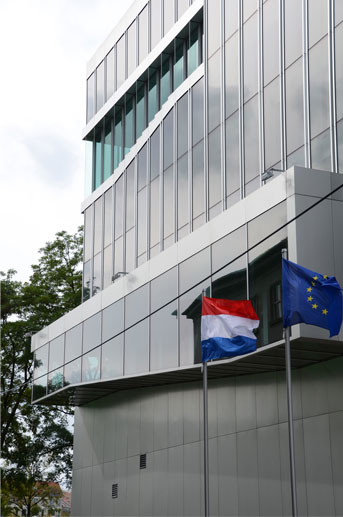 Botschaft der Niederlande (Netherlands Embassy), 2003, Berlin. Rem Koohaas/OMA, architects.